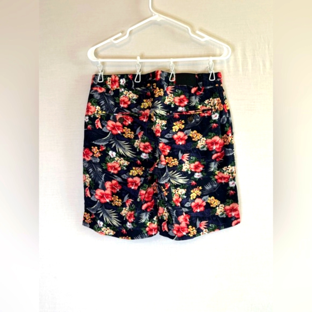 Sovereign Code Floral Print Shorts - With Pockets - Picture 2 of 5
